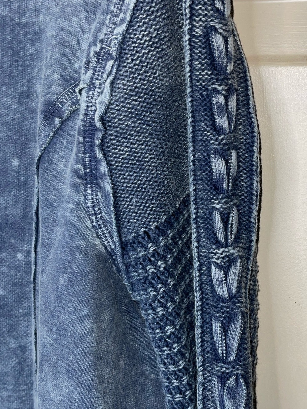 Leo and Nicole Denim-Look Knit Draped Cardigan - Blue Sz S - Picture 5 of 8